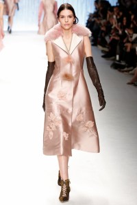 Shiatzy Chen RTW Fall 2015